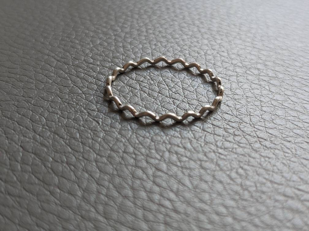 Tiny Wiggly Wave Ring - Sterling Silver Minimalist Ring - Handmade Delicate Ring