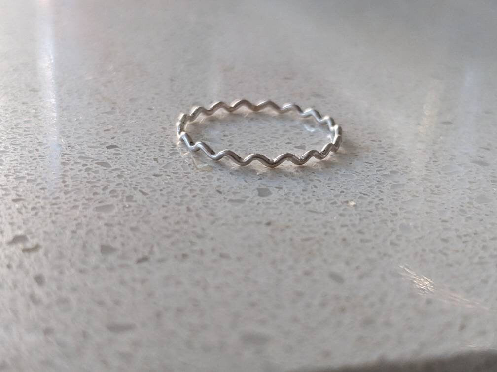 Tiny Wiggly Wave Ring - Sterling Silver Minimalist Ring - Handmade Delicate Ring