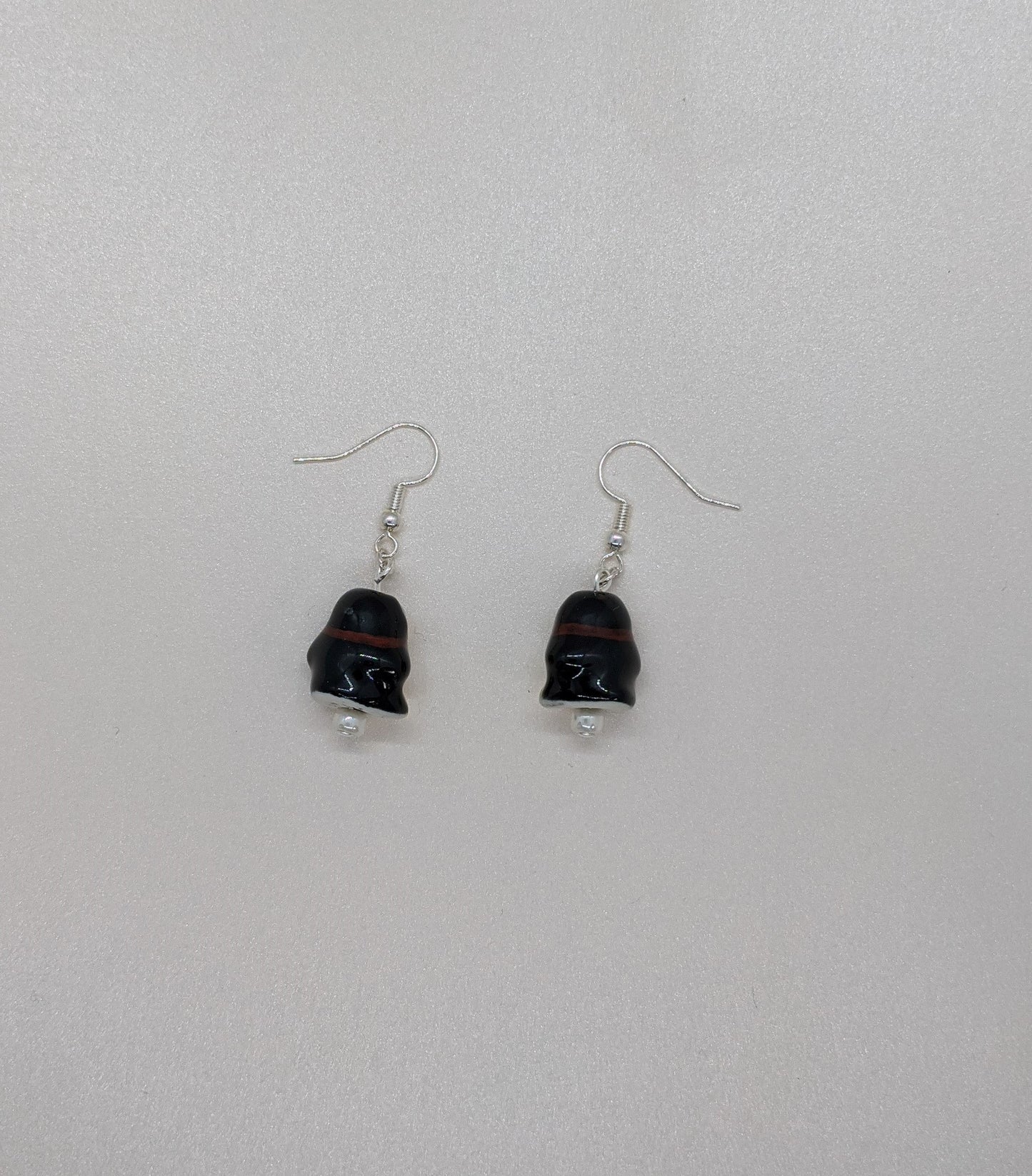 Penguin Earrings, Christmas jewellery, Winter Earrings, penguin jewellery, Earrings for a penguin lover gift, silver hooks, surgical steel