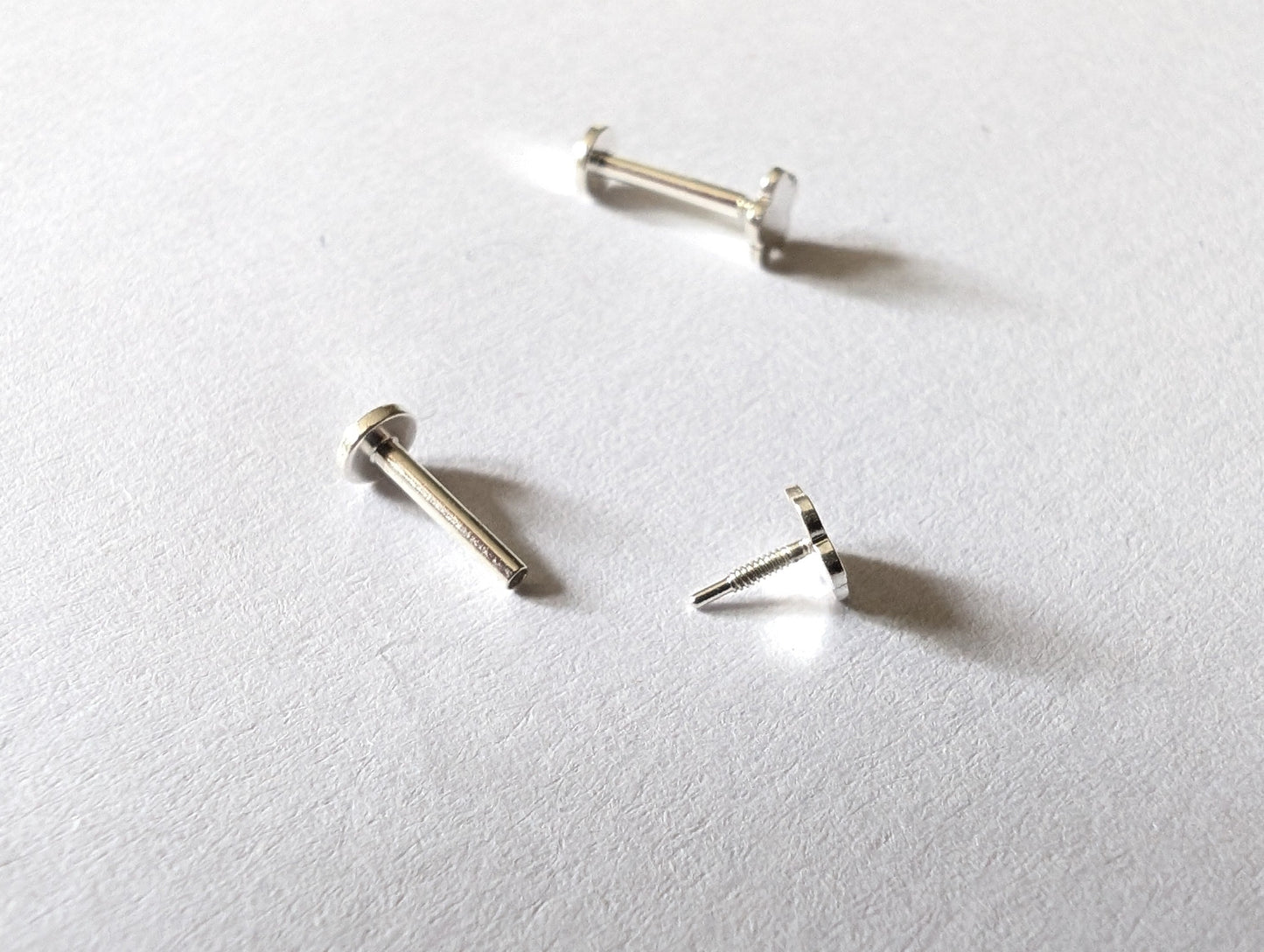 Flat Back Sterling Silver Labret Earrings | Flower Labret Earrings