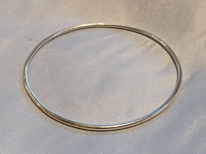 Sterling Silver Solid Wavy Bangle | wiggly stacking bangle